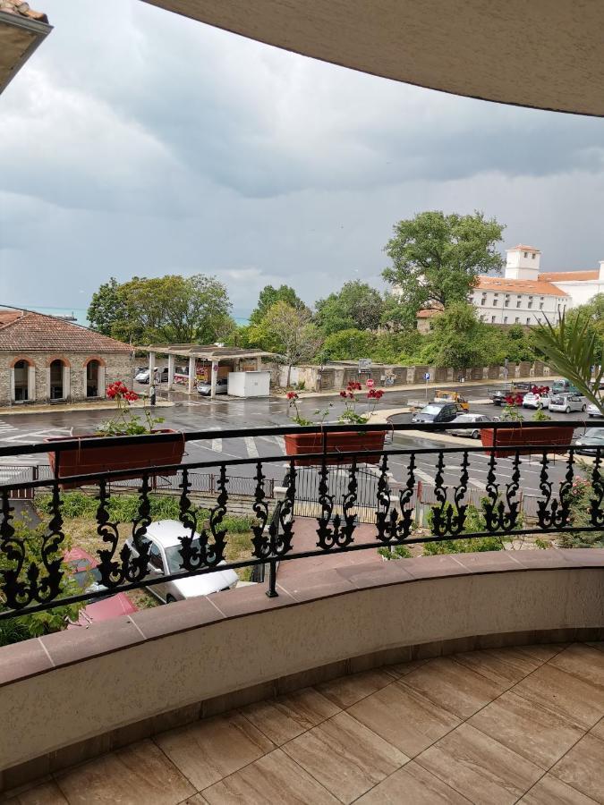Guest House Katina Balchik Exterior photo