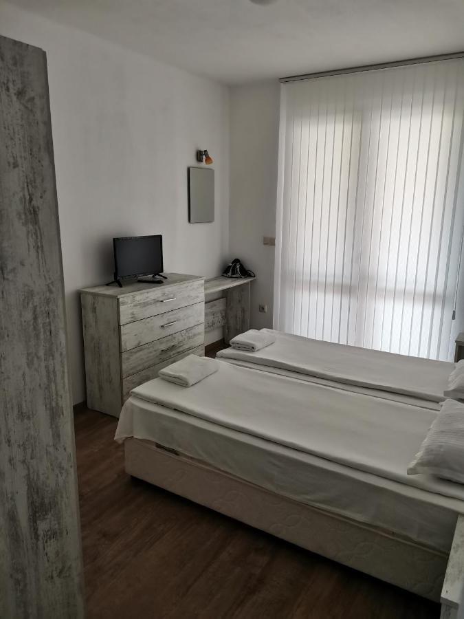 Guest House Katina Balchik Exterior photo